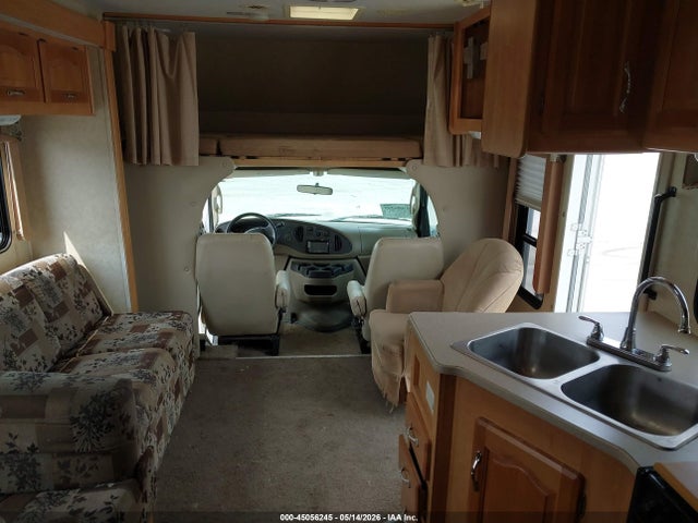 Ford E-450