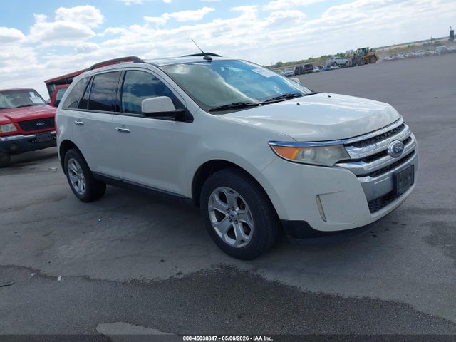 Salvage Ford Edge Image