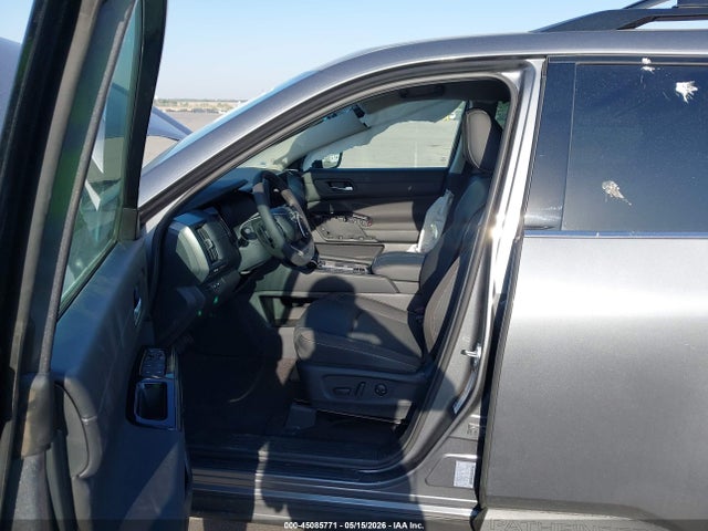 Nissan Pathfinder Sl