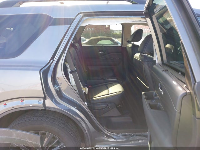 Nissan Pathfinder Sl