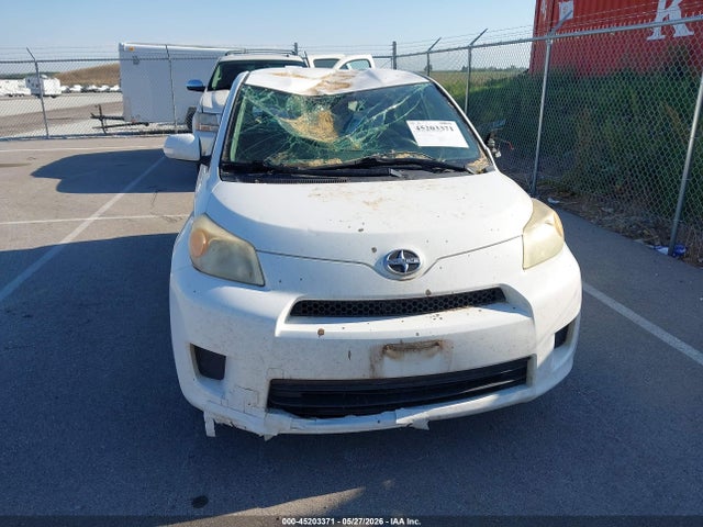 Scion xD