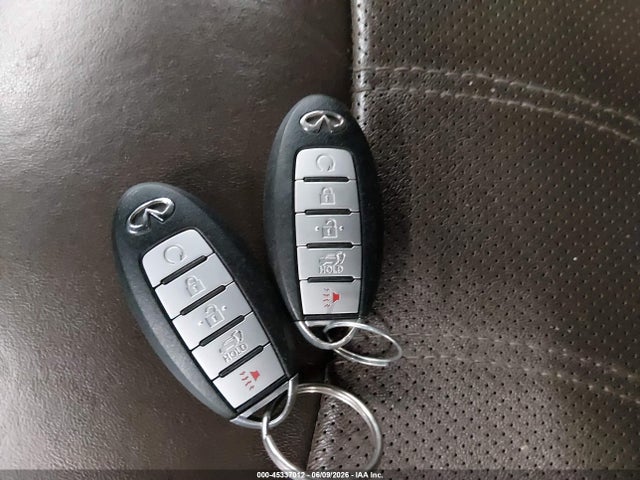 INFINITI Qx