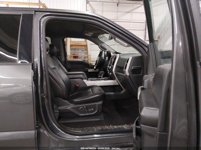 Ford F-150 Lariat