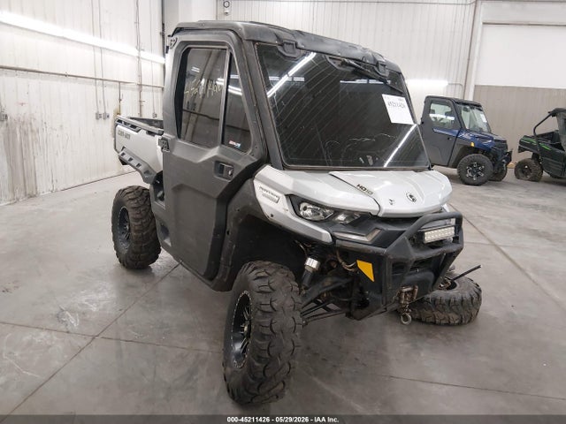 Salvage Can-Am Defender Image