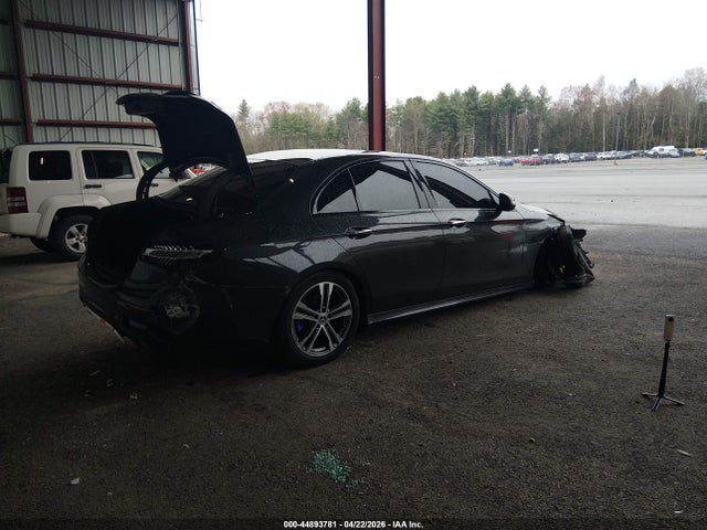 Mercedes-Benz E-Class 4matic