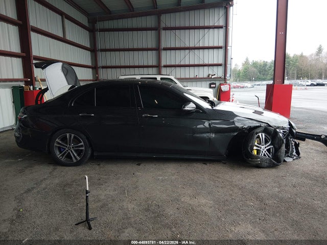 Mercedes-Benz E-Class 4matic