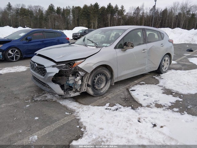 Subaru Impreza Base 5-door