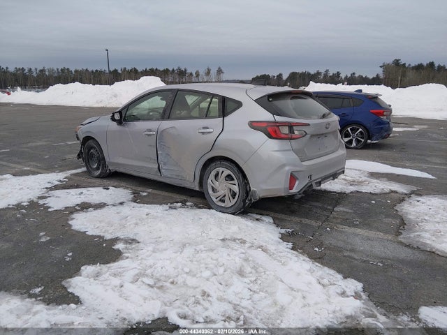 Subaru Impreza Base 5-door