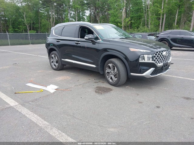 Salvage Hyundai SANTA FE Image