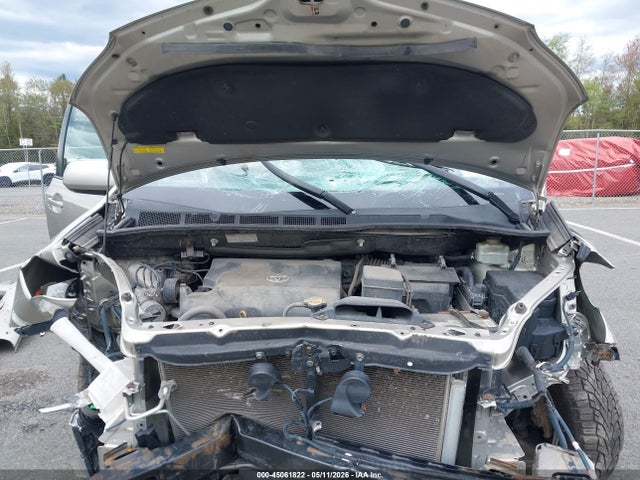 Toyota Sienna Le 8 Passenger