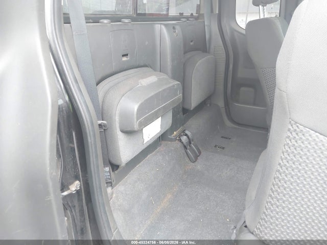 Nissan Frontier King Cab Sv 4x4