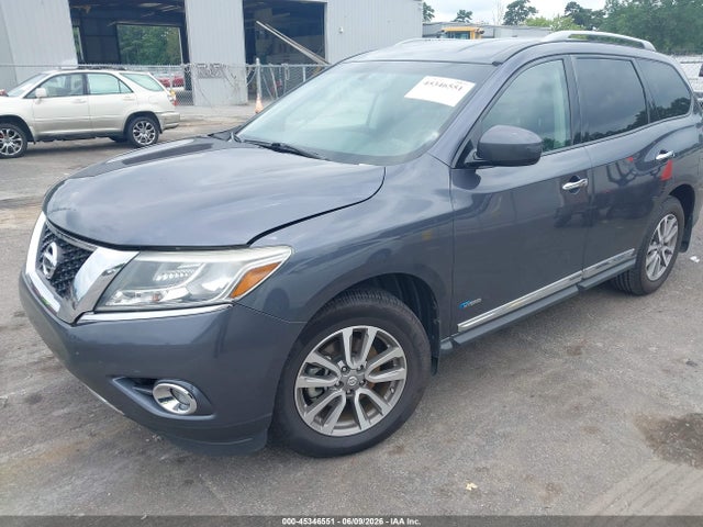 Nissan Pathfinder Sl