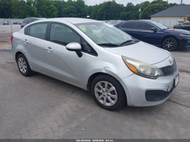 Salvage Kia Rio Image