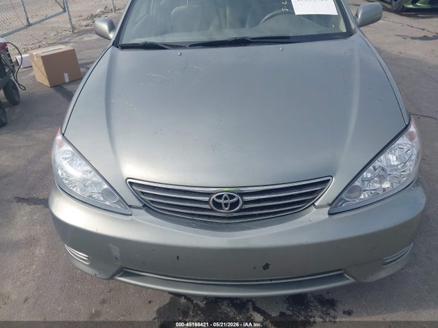 Toyota Camry Le