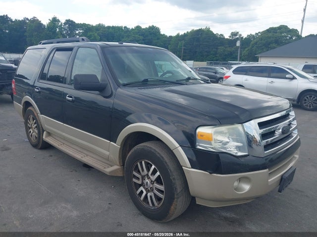 Salvage Ford Expedition Image