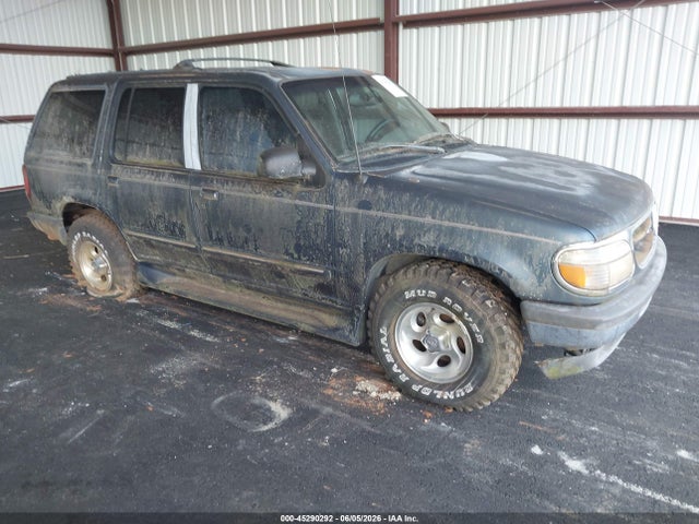 Salvage Ford Explorer Image