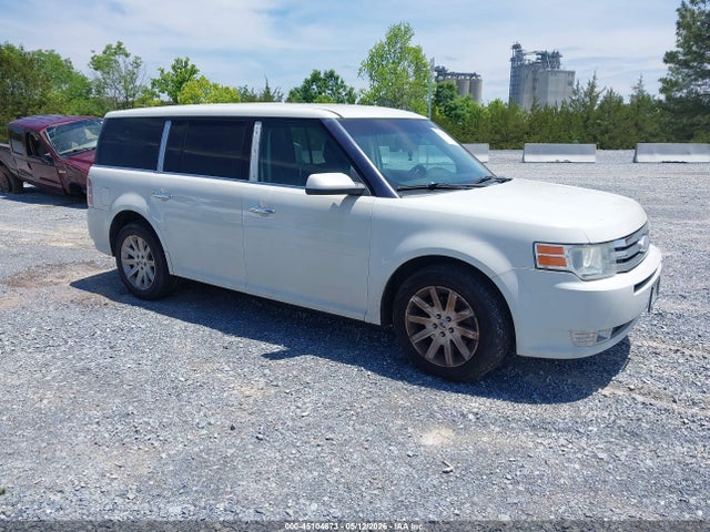 Salvage Ford Flex Image