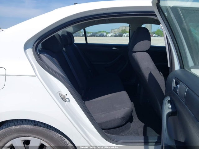 Volkswagen Jetta 2.0l S