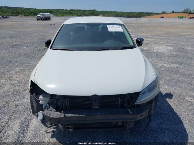 Volkswagen Jetta 2.0l S