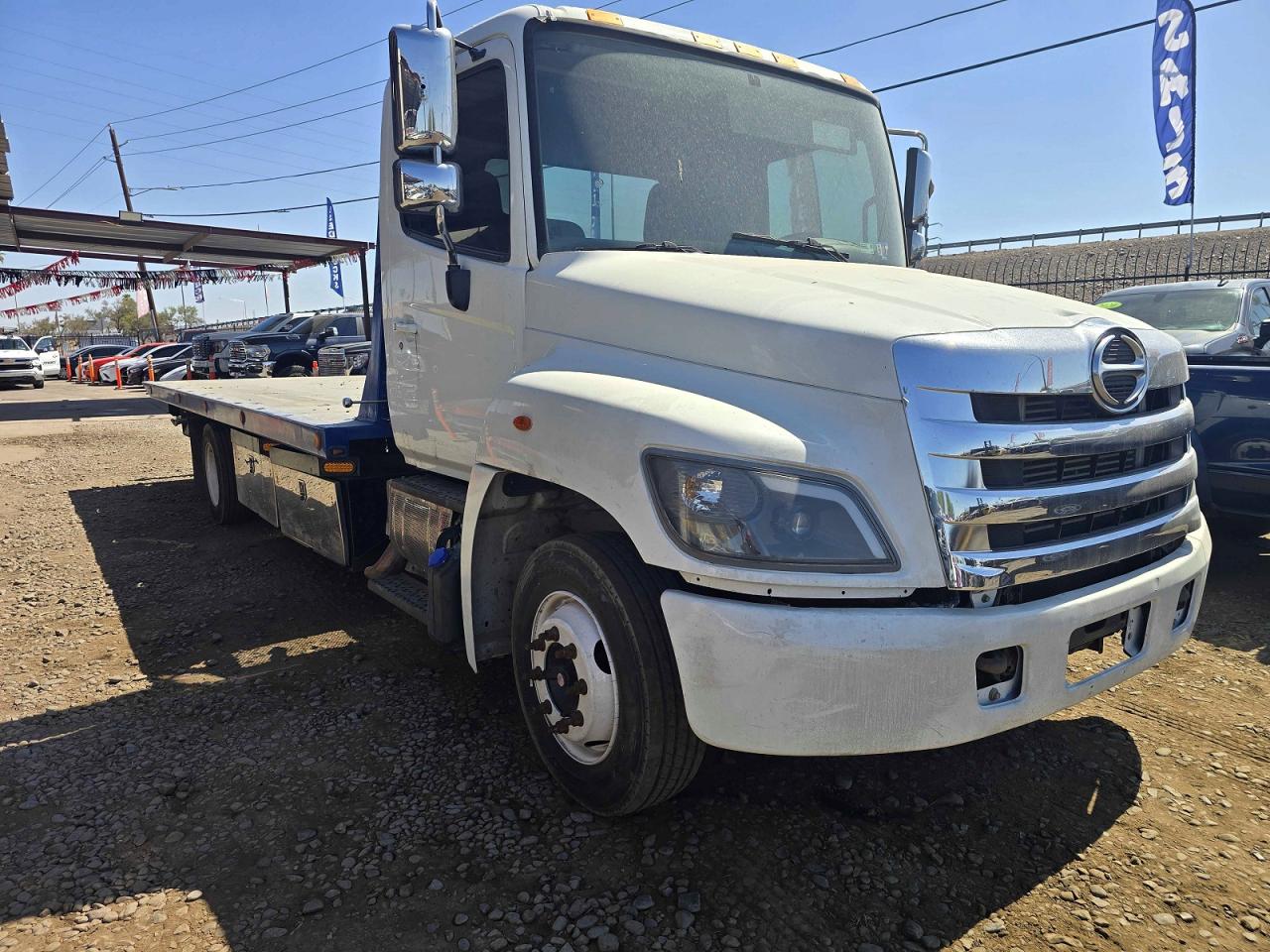 Salvage Hino 258 268 Image