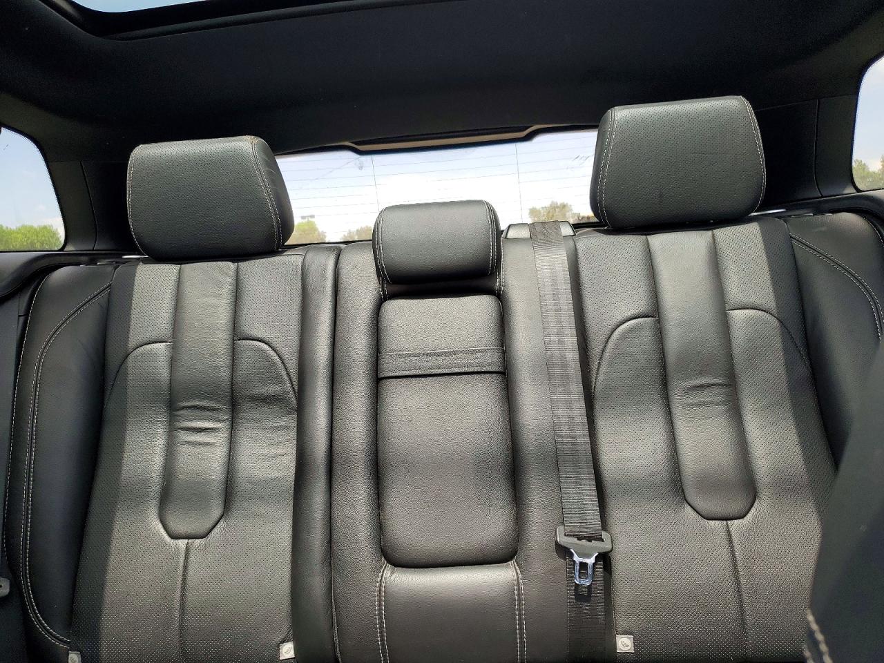 Land Rover Range Rover Dynamic Premium