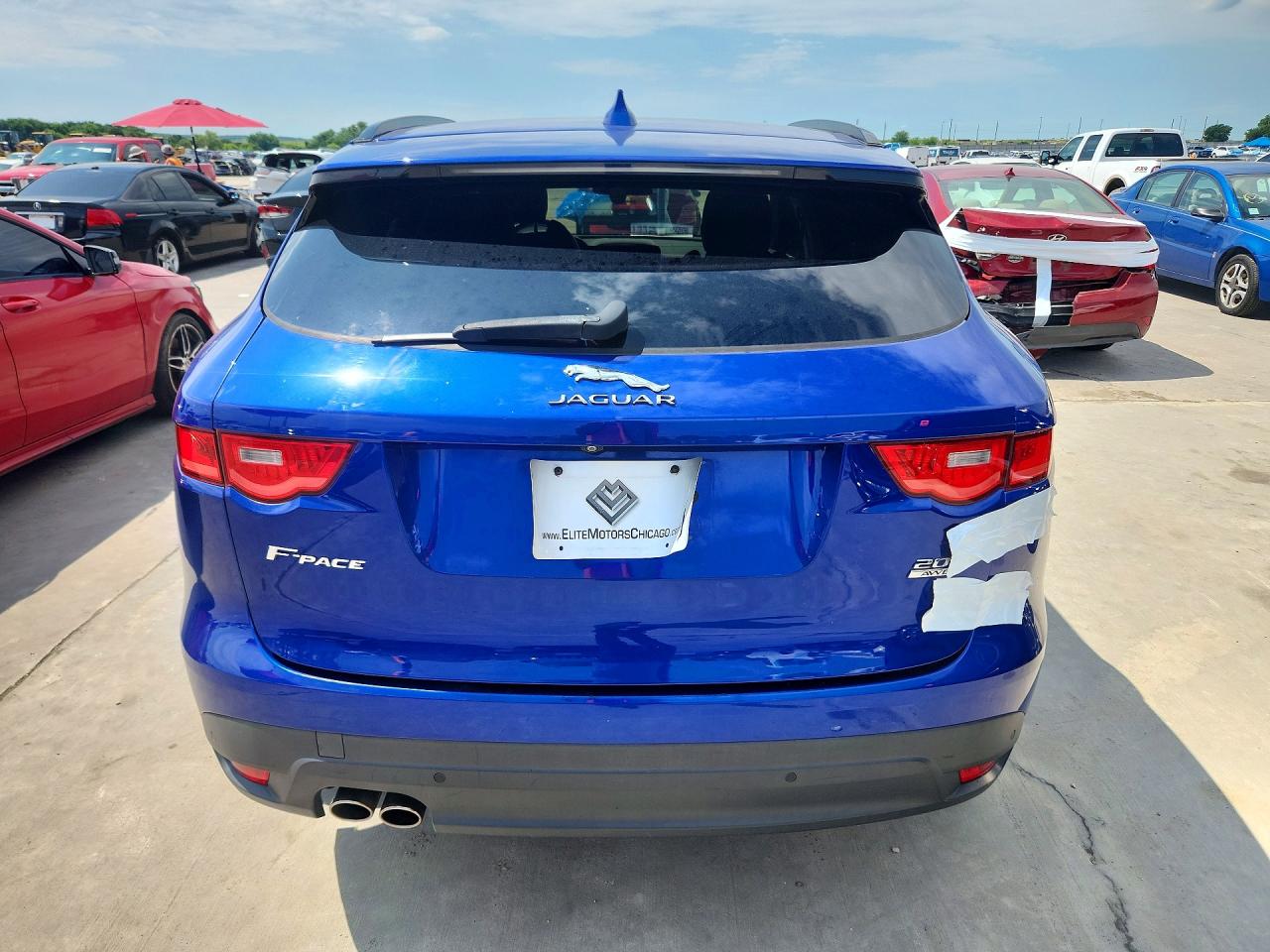 Jaguar F-PACE R - Sport