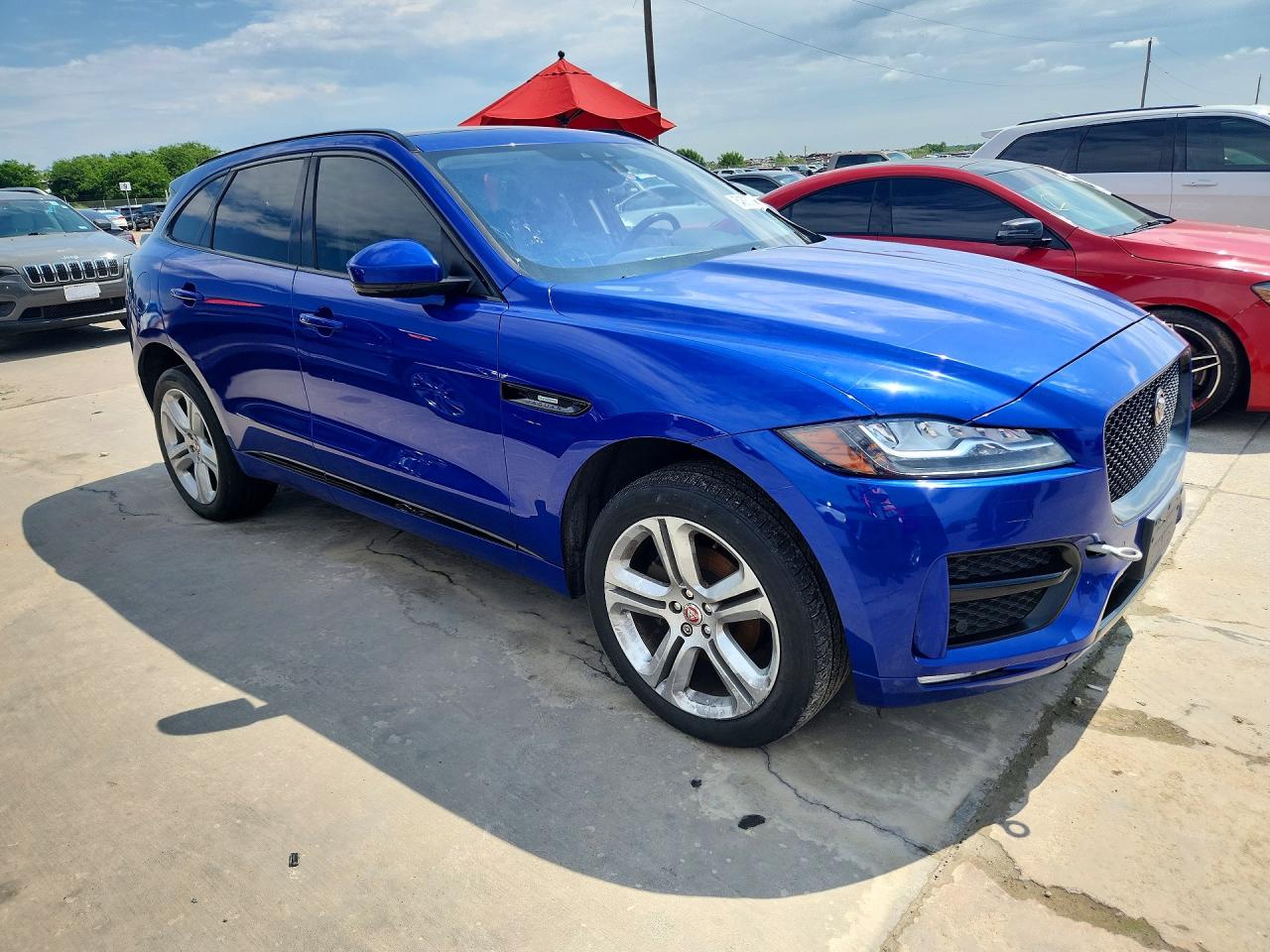 Jaguar F-PACE R - Sport