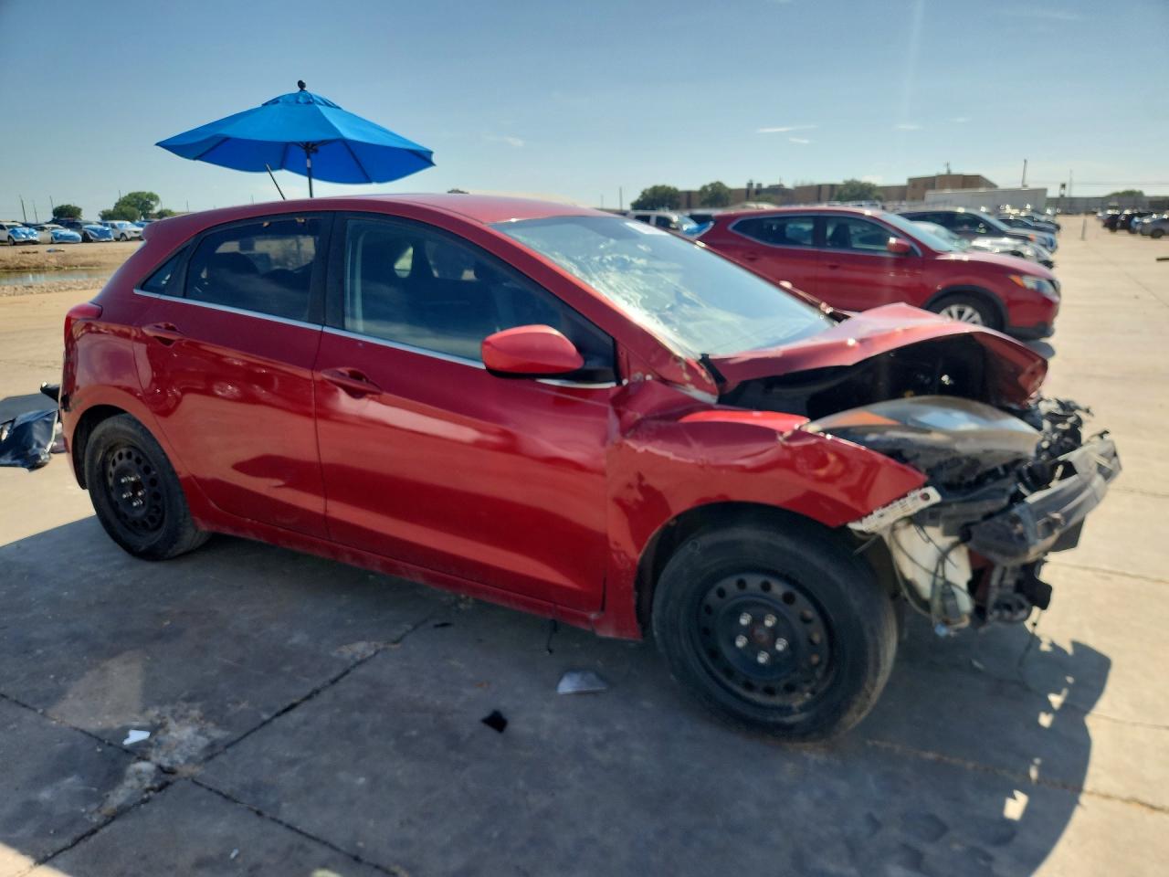 Hyundai ELANTRA Base