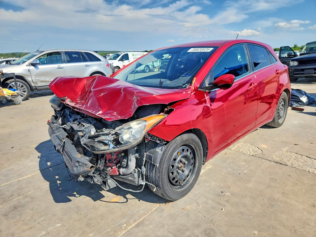 Salvage Hyundai ELANTRA Image
