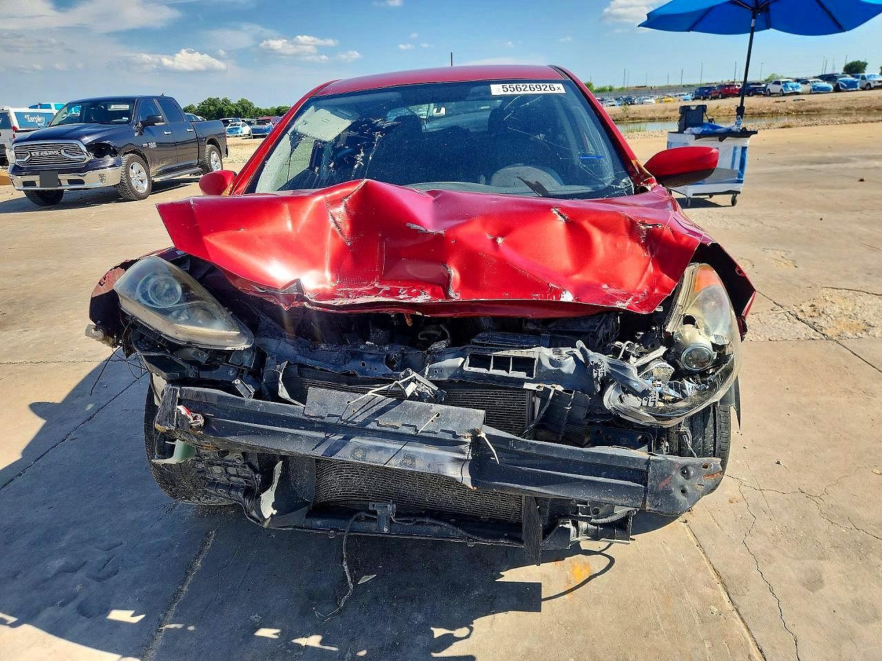 Hyundai ELANTRA Base