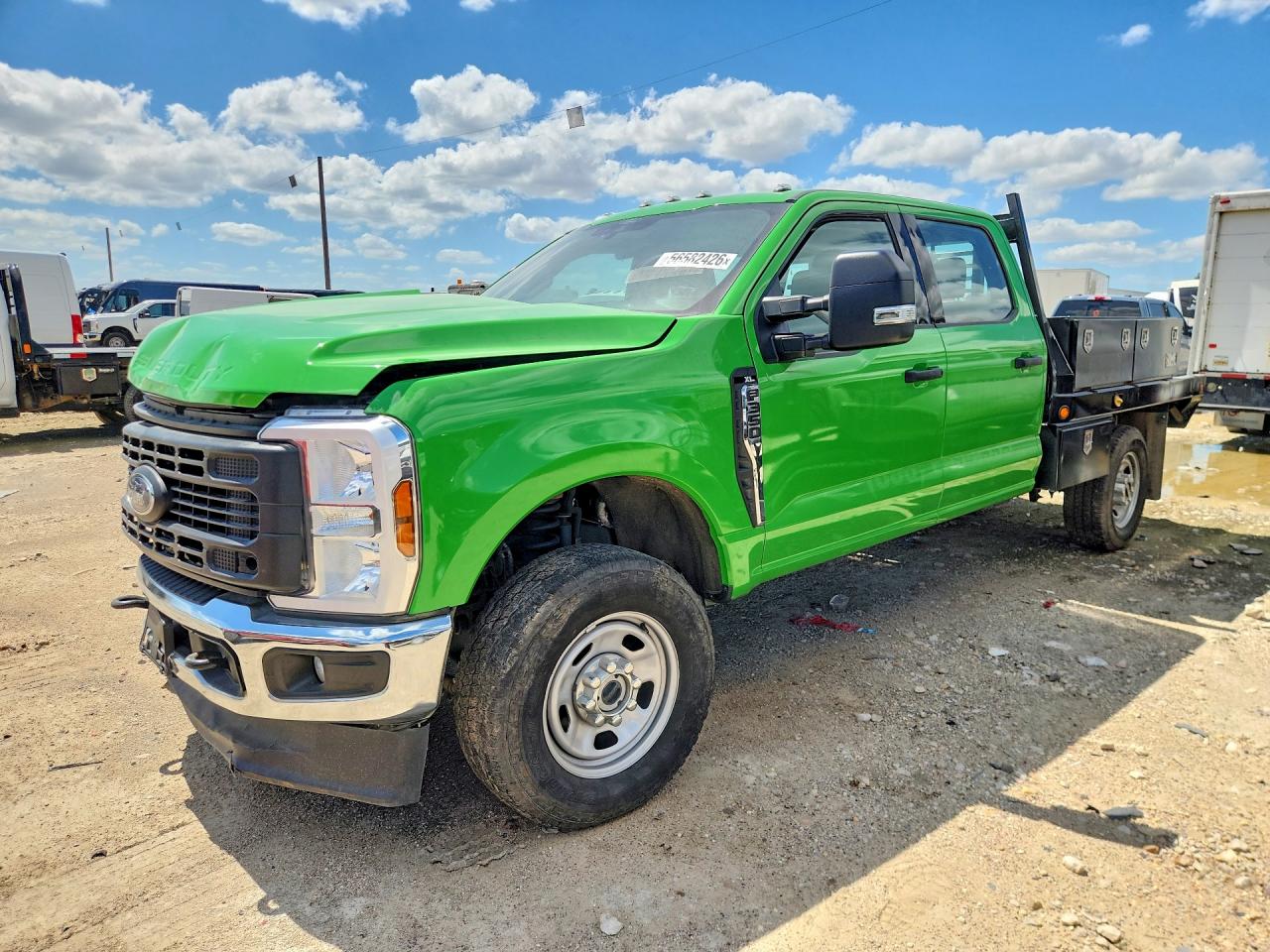 Salvage Ford F-350 Image