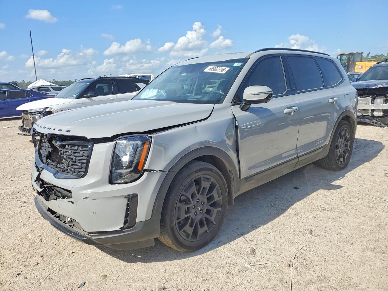 Salvage Kia Telluride Image