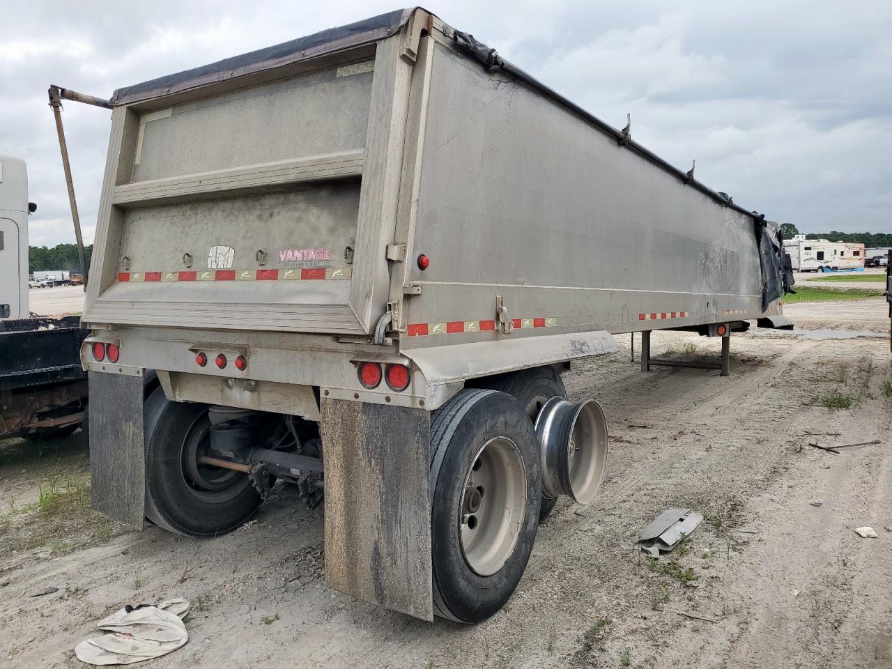 Vantage Trailer