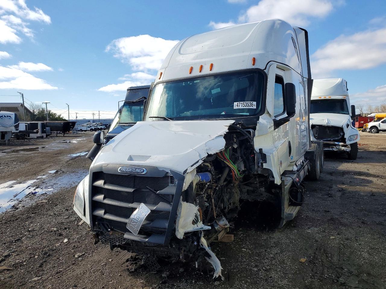 Freightliner Cascadia 126