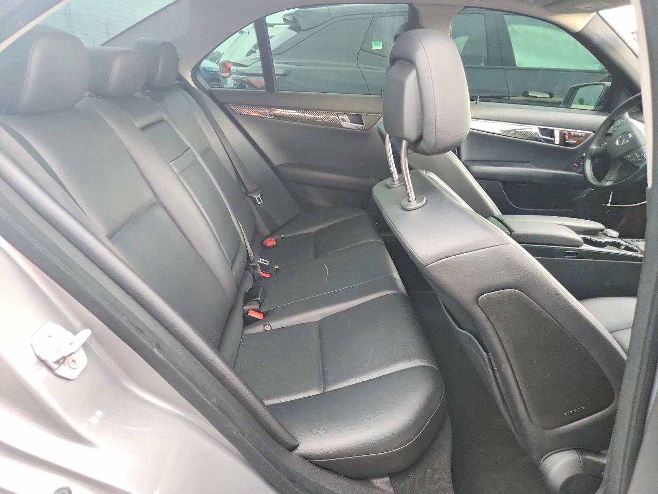 Mercedes-Benz C-Class 300 4matic