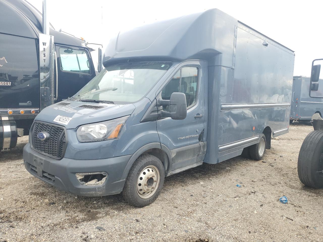 Salvage Ford Transit Image