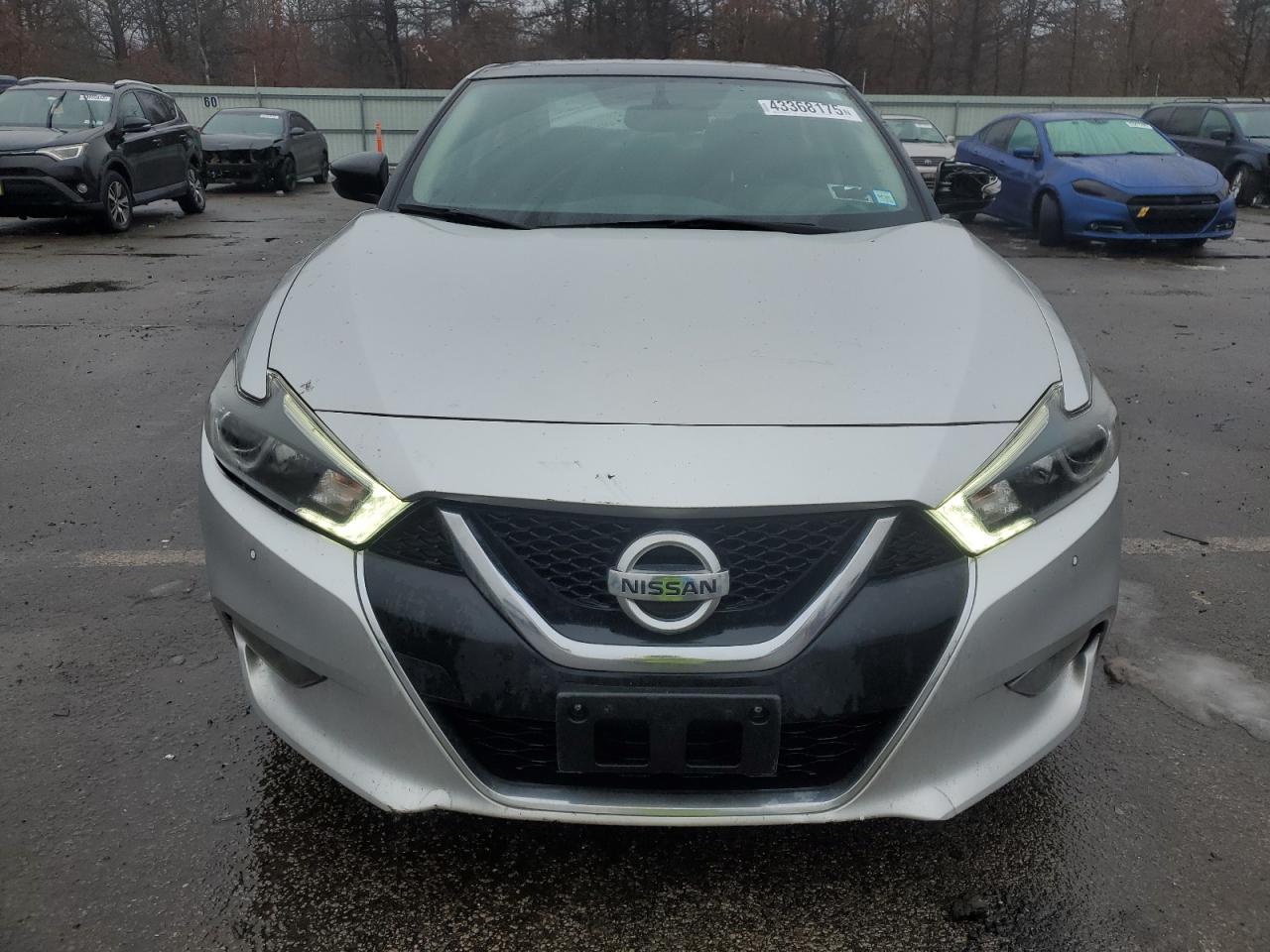 Nissan Maxima 3.5s