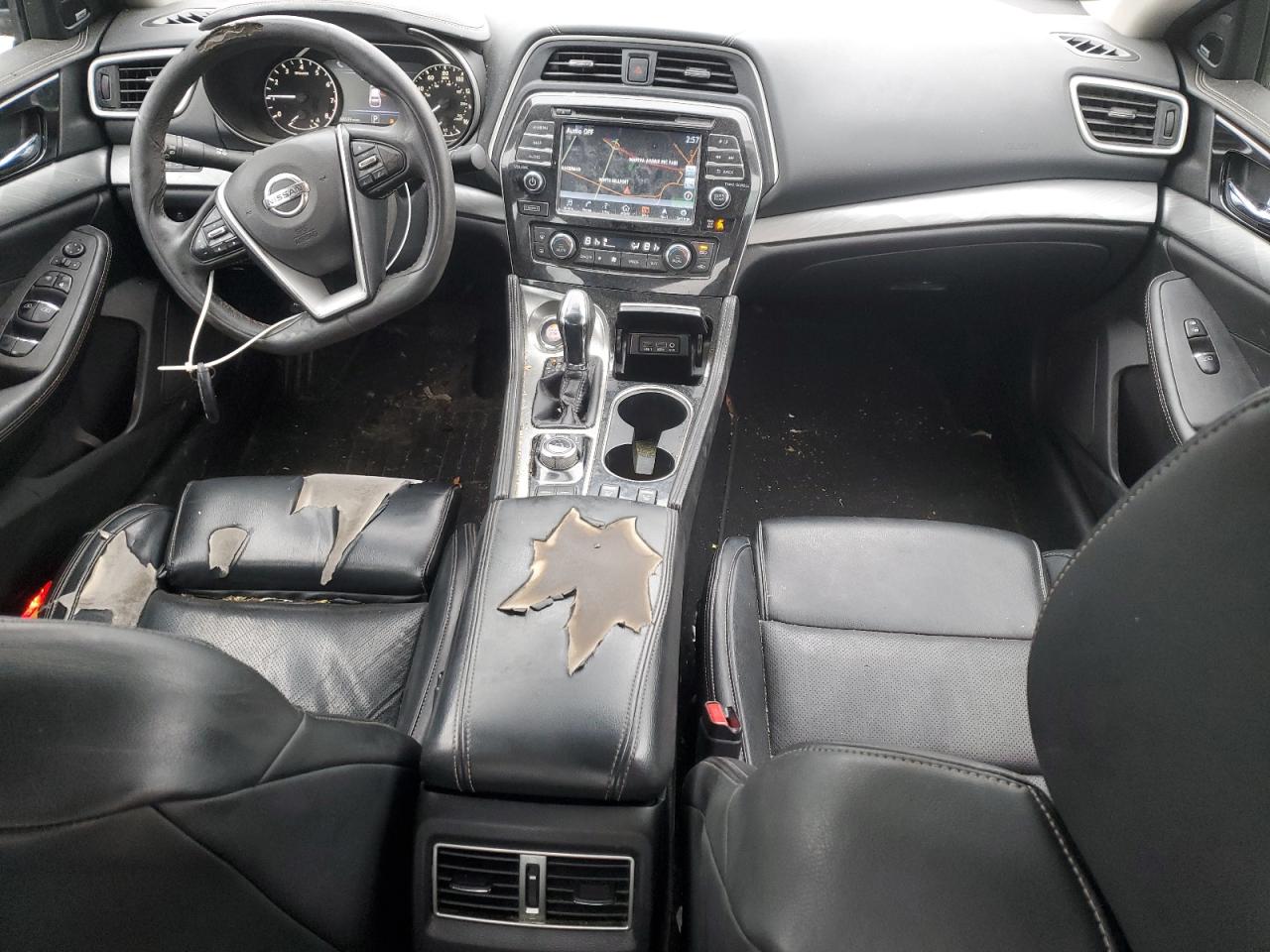 Nissan Maxima 3.5s