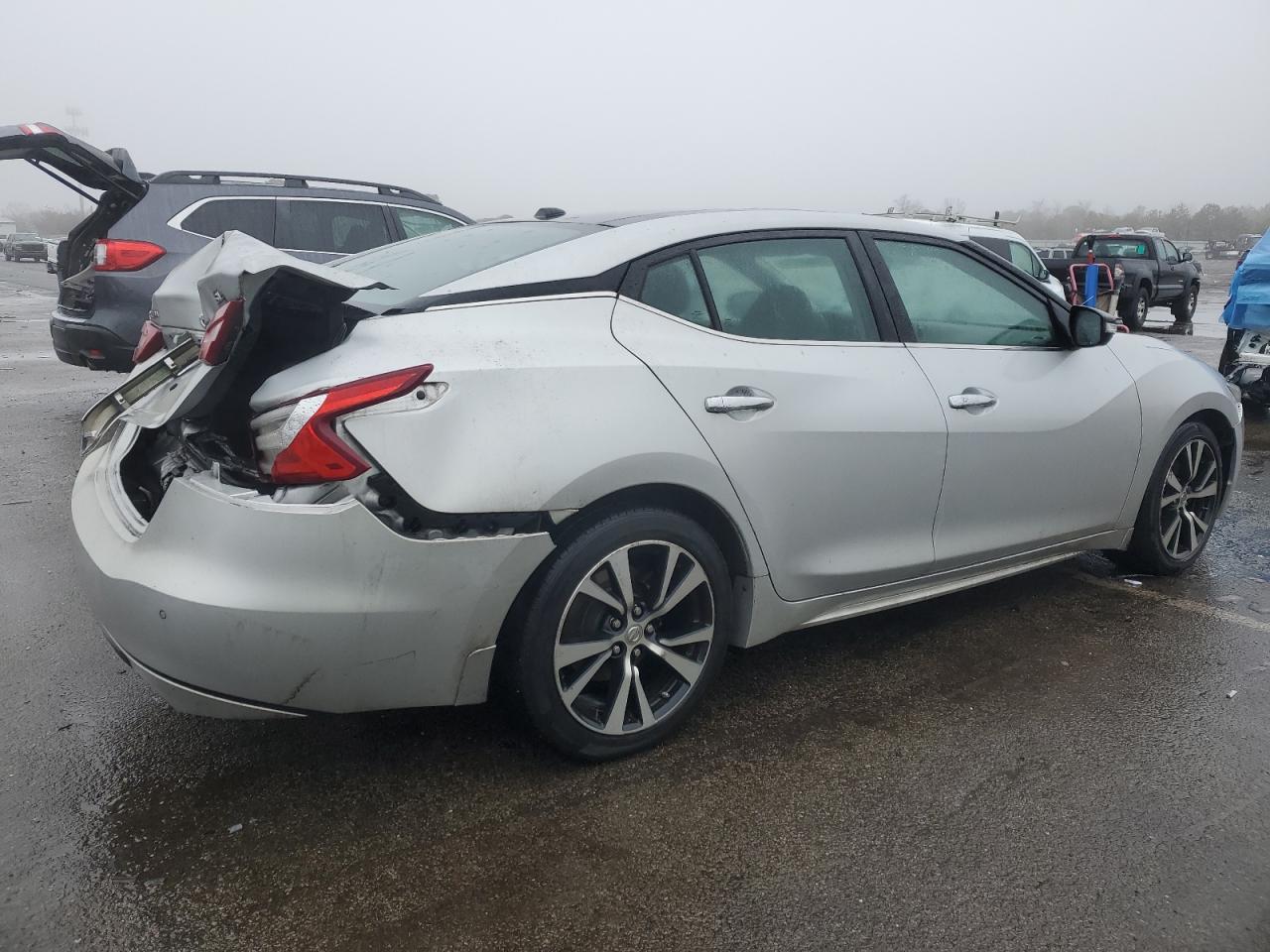 Nissan Maxima 3.5s