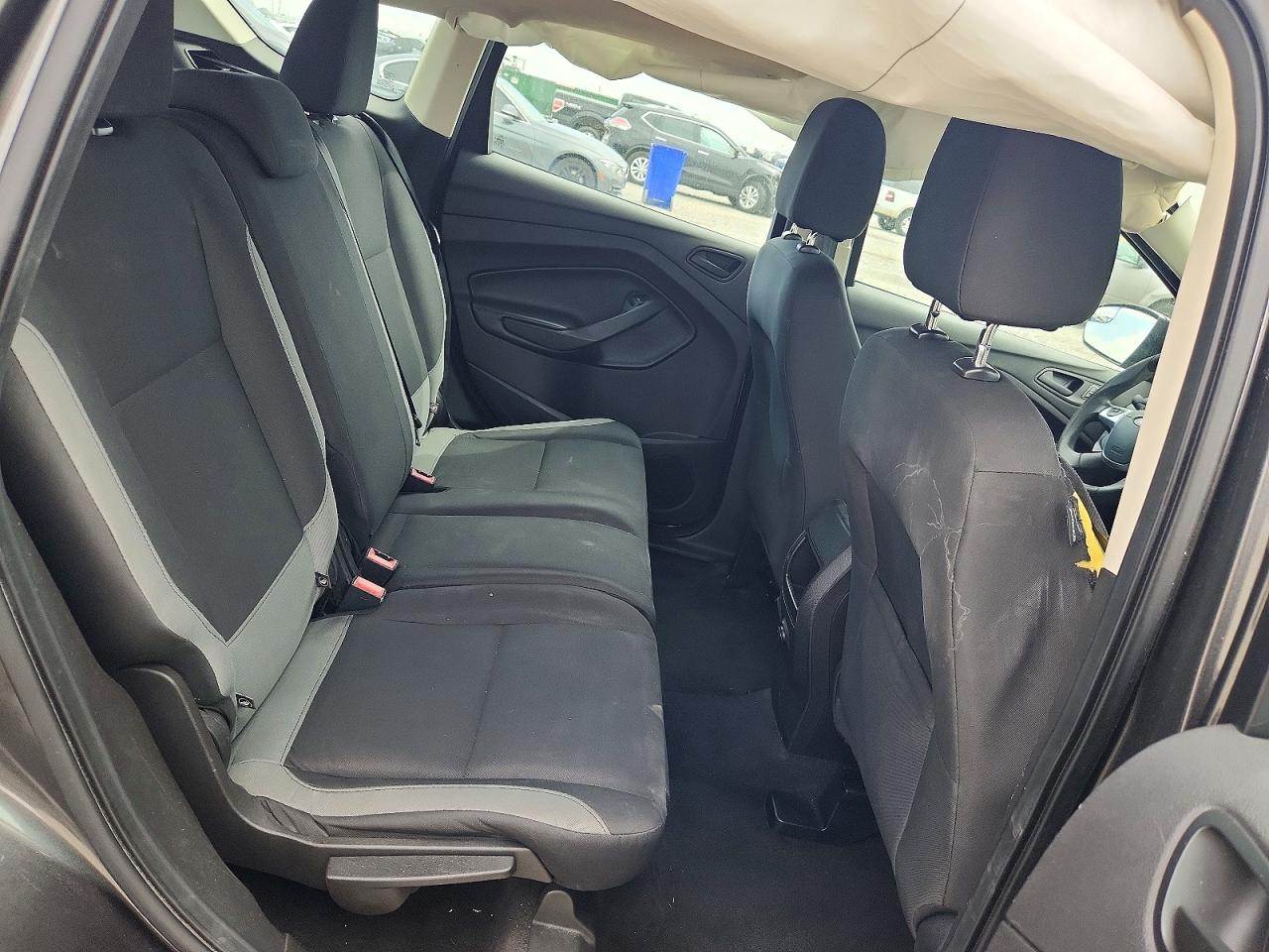 Ford Escape S