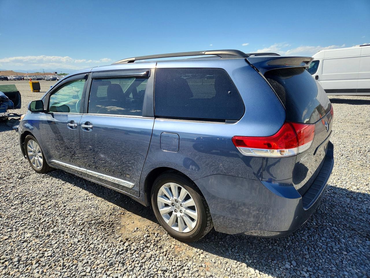Toyota Sienna Xle 7-passenger