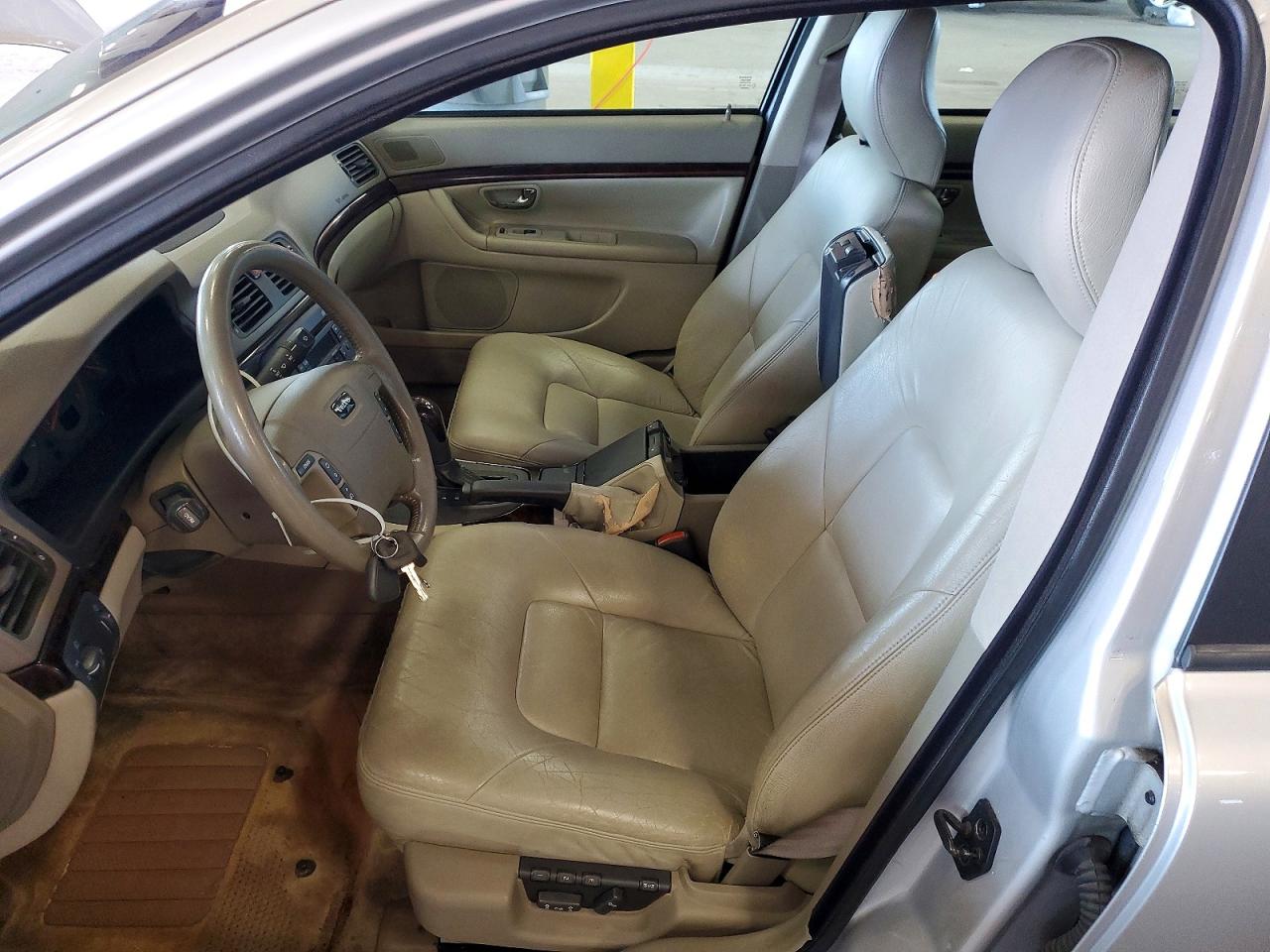 Volvo S80