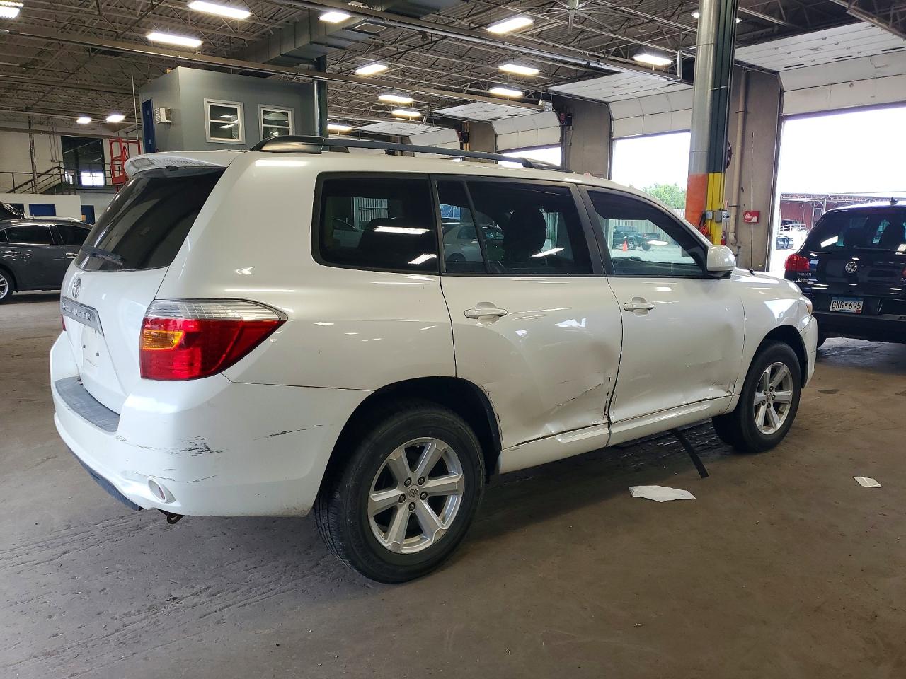 Toyota Highlander Base