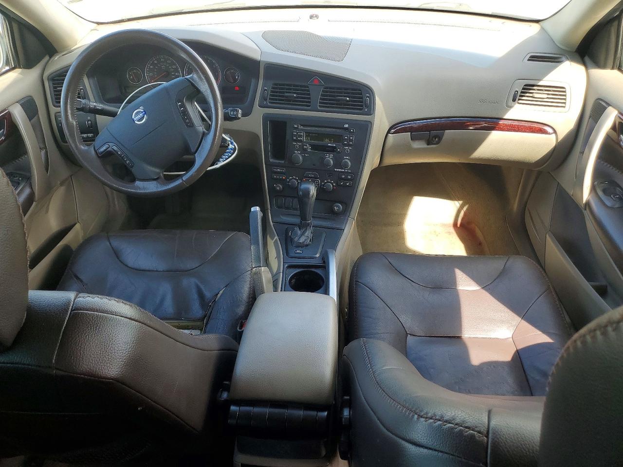 Volvo XC70