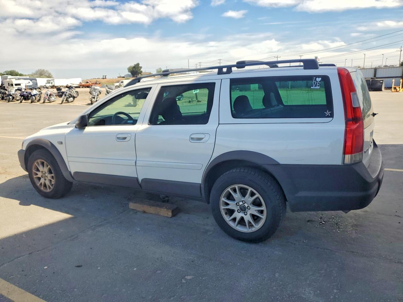 Volvo XC70