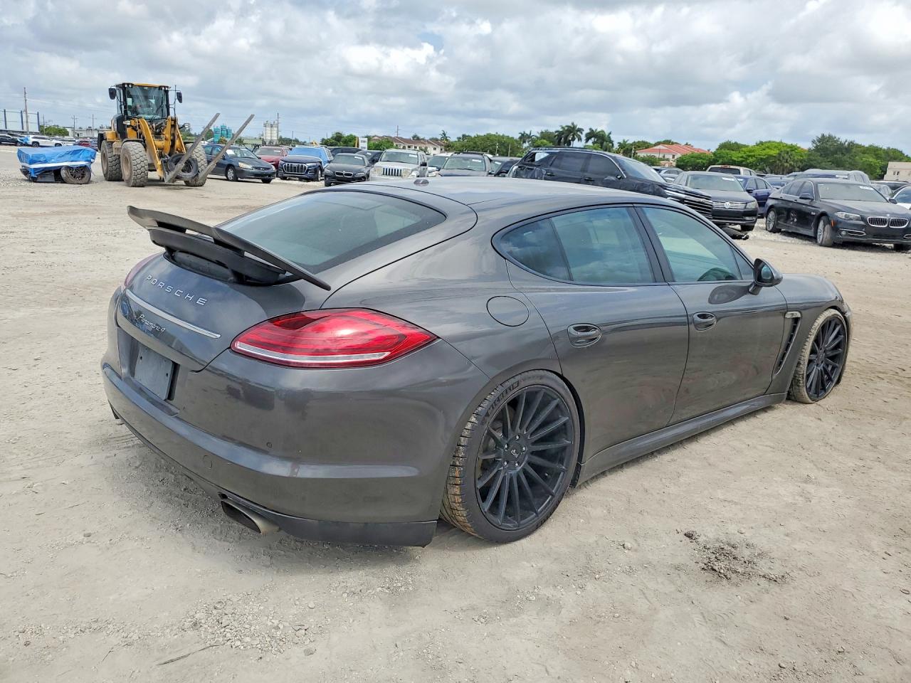 Porsche Panamera 2