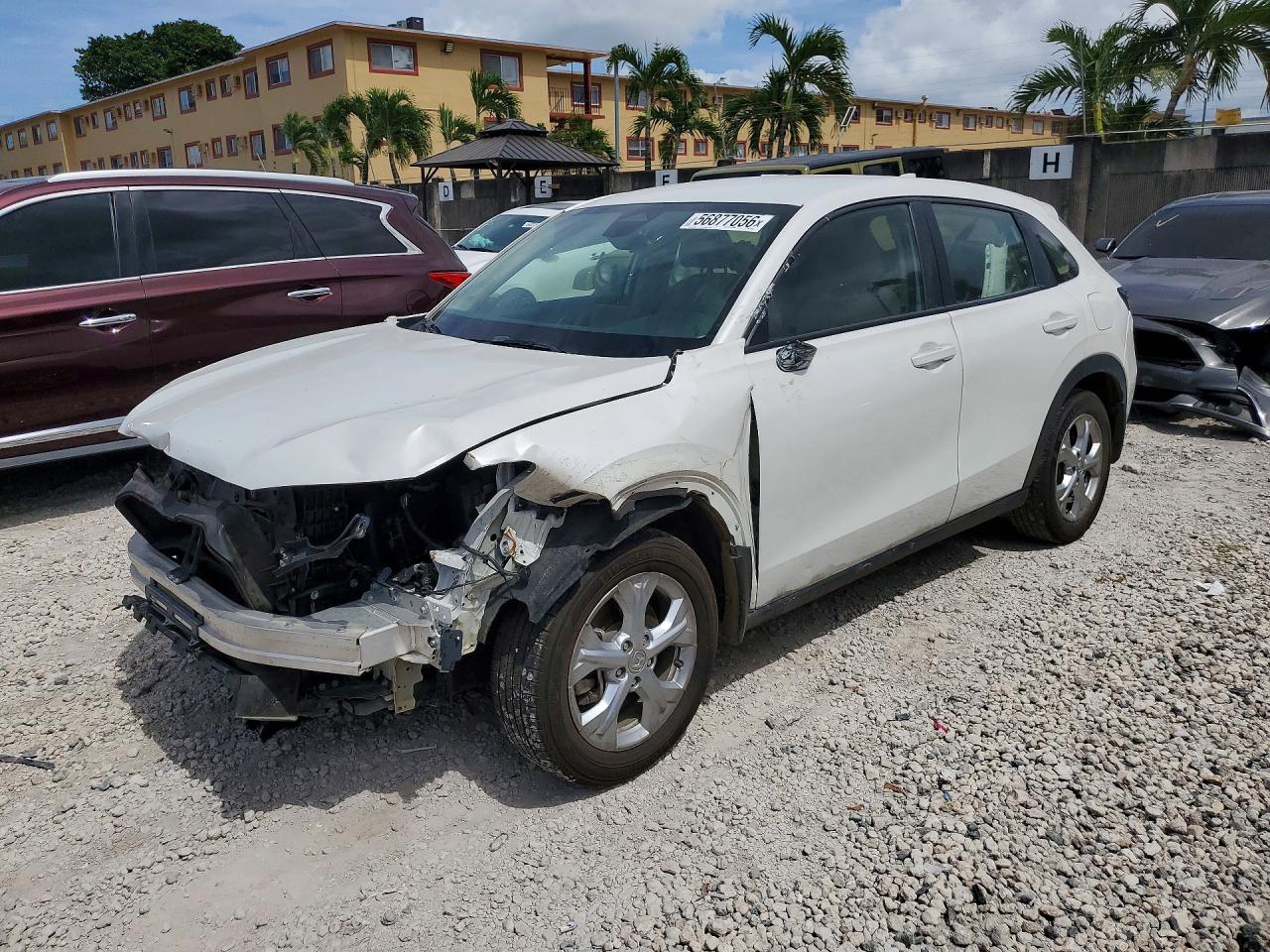Salvage Honda HR-V Image