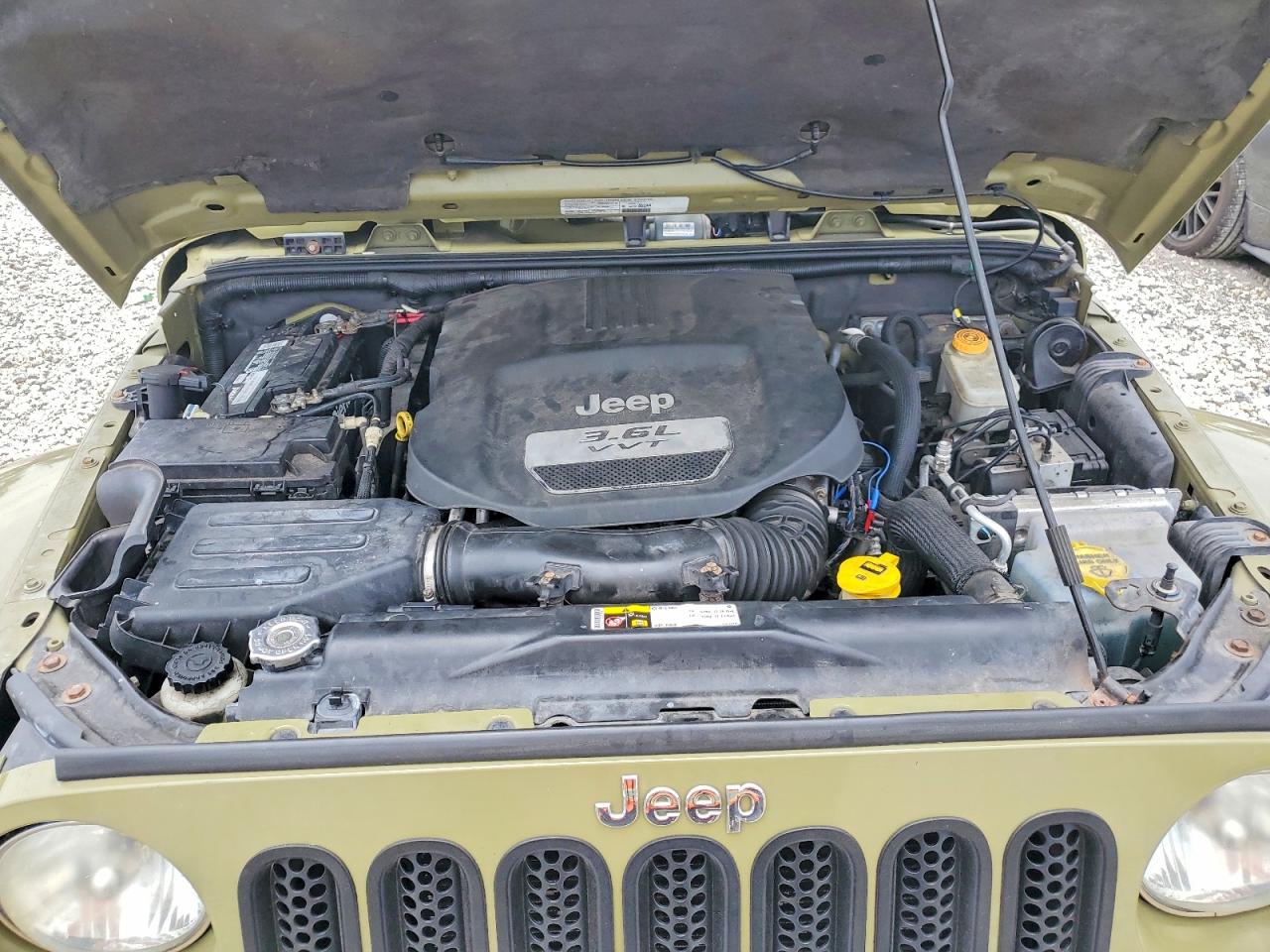 Jeep Wrangler Sahara