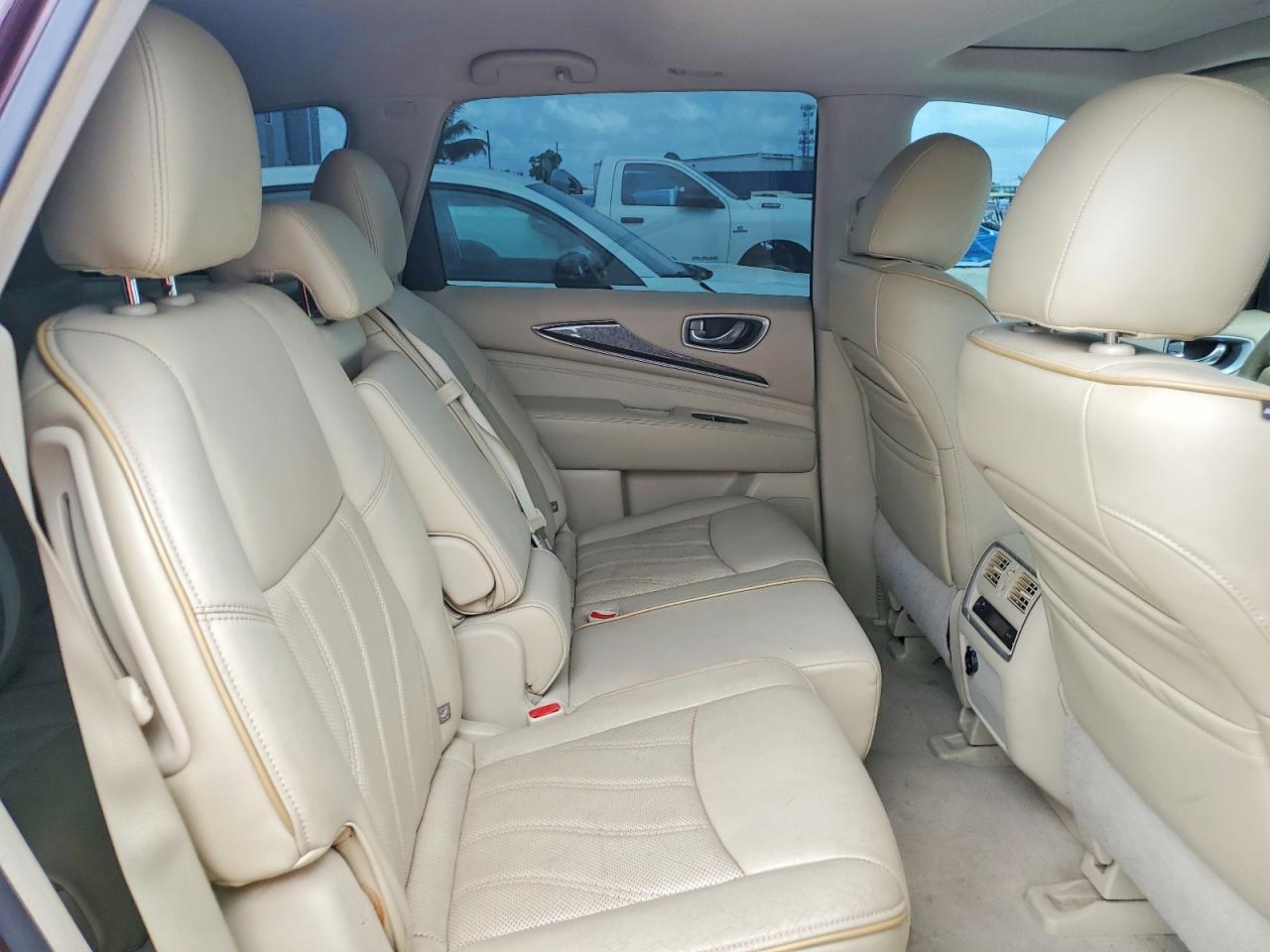 INFINITI Qx Base