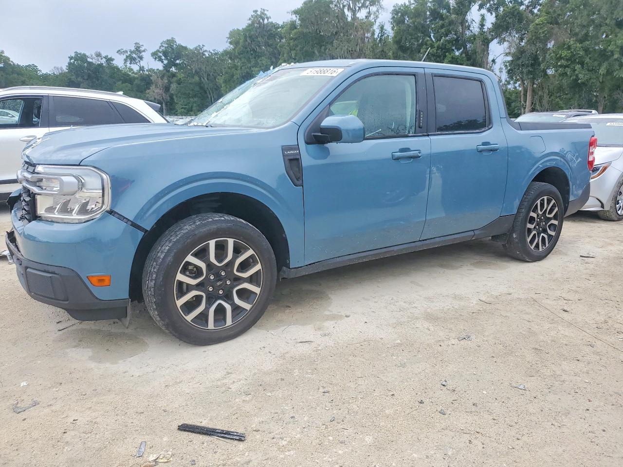 Salvage Ford Maverick Image